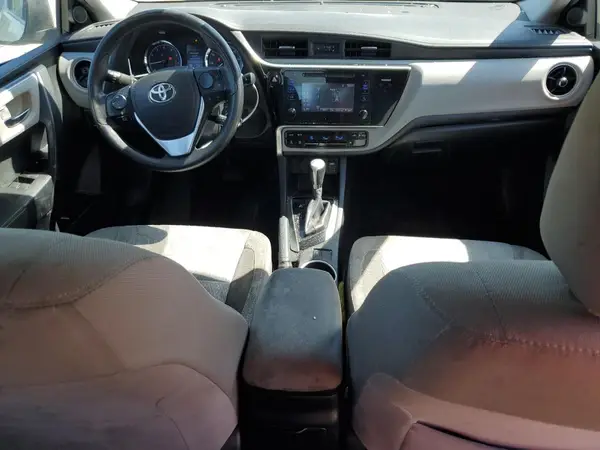 2T1BURHEXHC852472 2017 TOYOTA COROLLA - Image 8