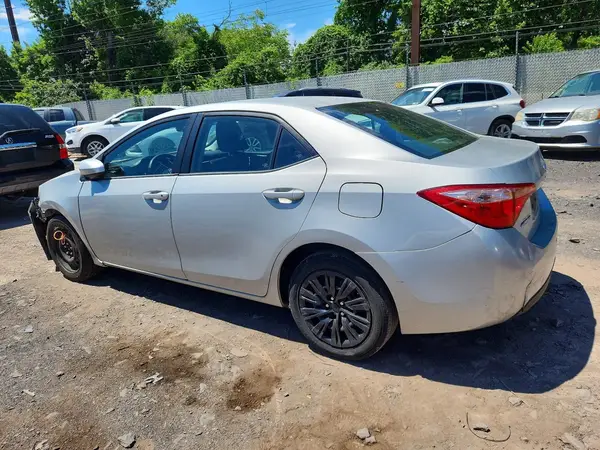 2T1BURHEXHC854092 2017 TOYOTA COROLLA - Image 2