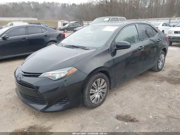 2T1BURHEXHC854111 2017 TOYOTA COROLLA - Image 2