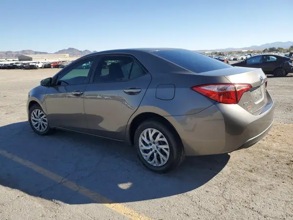 2T1BURHEXHC858627 2017 TOYOTA COROLLA - Image 2