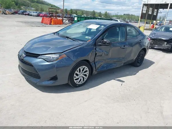 2T1BURHEXHC859390 2017 TOYOTA COROLLA - Image 2
