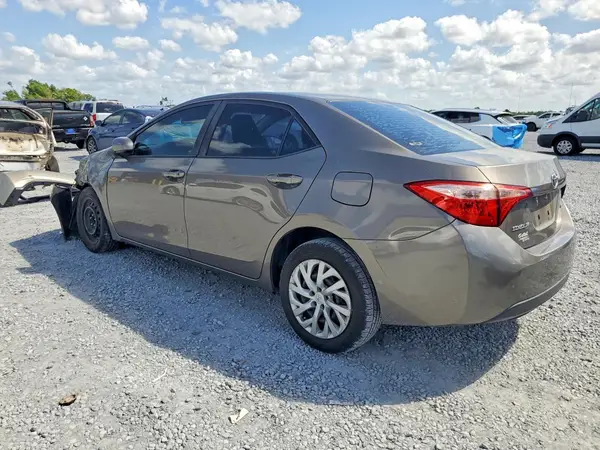 2T1BURHEXHC862595 2017 TOYOTA COROLLA - Image 2