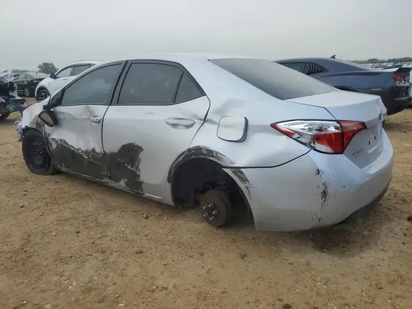 2T1BURHEXHC863990 2017 TOYOTA COROLLA - Image 2