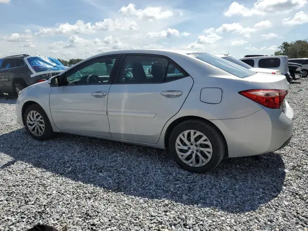 2T1BURHEXHC864511 2017 TOYOTA COROLLA - Image 2