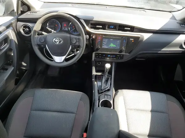 2T1BURHEXHC864511 2017 TOYOTA COROLLA - Image 8