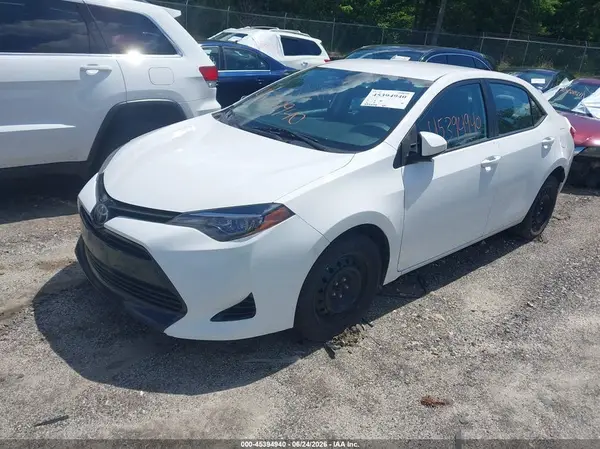 2T1BURHEXHC864993 2017 TOYOTA COROLLA - Image 2