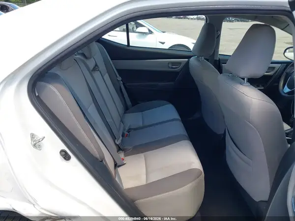 2T1BURHEXHC864993 2017 TOYOTA COROLLA - Image 8