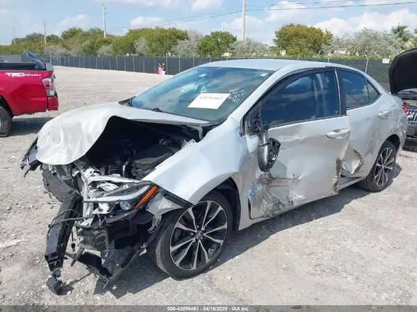 2T1BURHEXHC868221 2017 TOYOTA COROLLA - Image 2