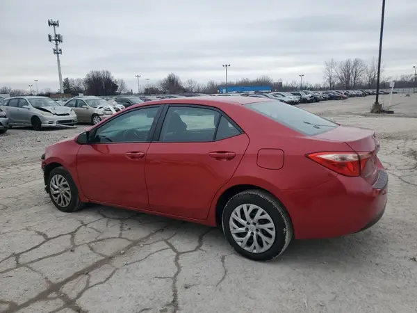 2T1BURHEXHC870986 2017 TOYOTA COROLLA - Image 2