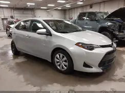2T1BURHEXHC876402 2017 TOYOTA COROLLA
