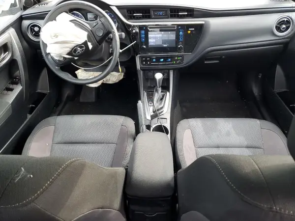 2T1BURHEXHC876433 2017 TOYOTA COROLLA - Image 8