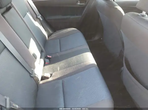 2T1BURHEXHC877744 2017 TOYOTA COROLLA - Image 8