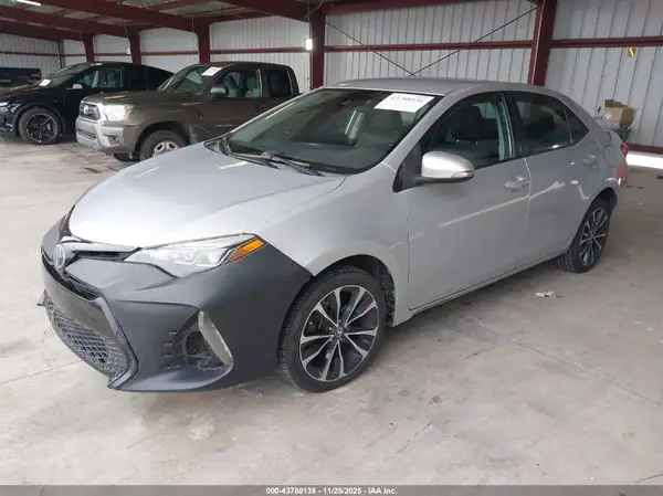 2T1BURHEXHC878778 2017 TOYOTA COROLLA - Image 2