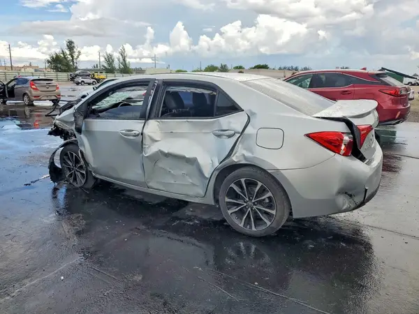 2T1BURHEXHC882684 2017 TOYOTA COROLLA - Image 2