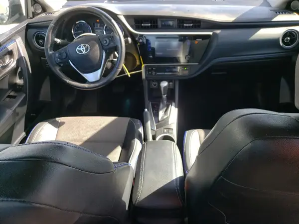 2T1BURHEXHC885195 2017 TOYOTA COROLLA - Image 8
