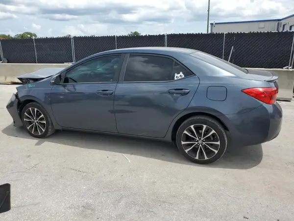 2T1BURHEXHC885729 2017 TOYOTA COROLLA - Image 2