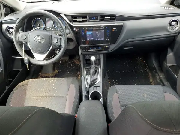 2T1BURHEXHC889005 2017 TOYOTA COROLLA - Image 8