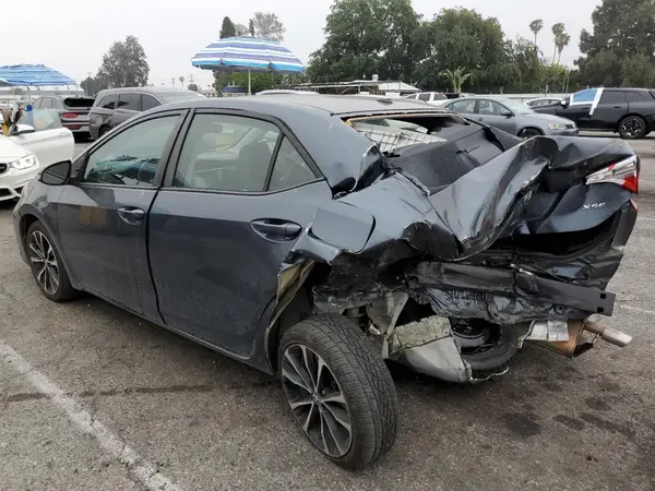 2T1BURHEXHC896195 2017 TOYOTA COROLLA - Image 2
