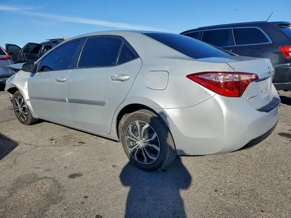 2T1BURHEXHC898108 2017 TOYOTA COROLLA - Image 2