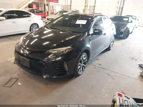 2T1BURHEXHC898156 2017 TOYOTA COROLLA - Image 2