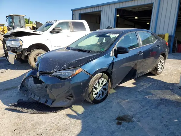 2T1BURHEXHC898268 2017 TOYOTA COROLLA - Image 1