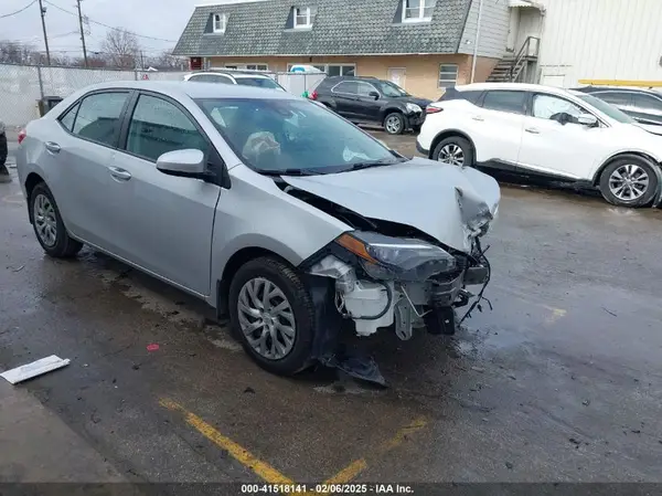2T1BURHEXHC908524 2017 TOYOTA COROLLA - Image 1