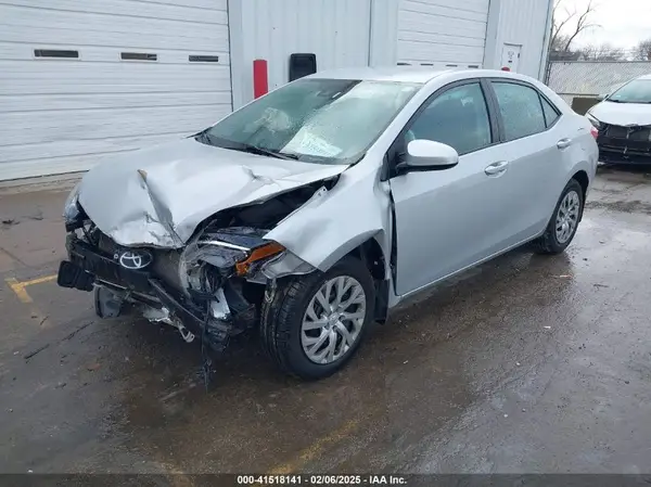 2T1BURHEXHC908524 2017 TOYOTA COROLLA - Image 2