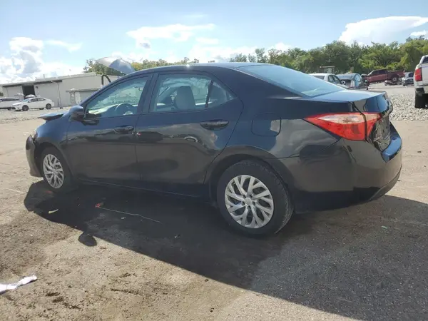 2T1BURHEXHC911777 2017 TOYOTA COROLLA - Image 2