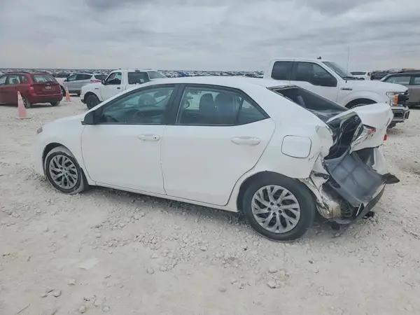 2T1BURHEXHC918969 2017 TOYOTA COROLLA - Image 2