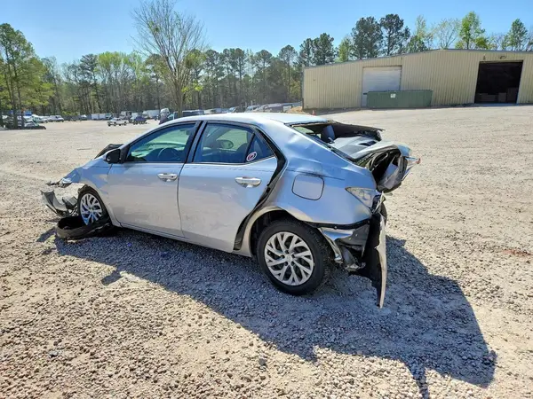2T1BURHEXHC920141 2017 TOYOTA COROLLA - Image 2