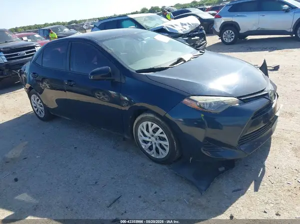 2T1BURHEXHC924691 2017 TOYOTA COROLLA - Image 1