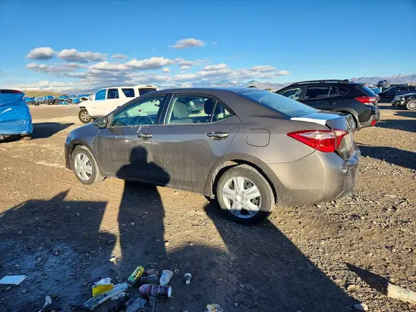 2T1BURHEXHC929986 2017 TOYOTA COROLLA - Image 2