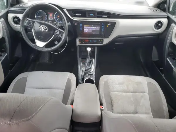 2T1BURHEXHC930555 2017 TOYOTA COROLLA - Image 8