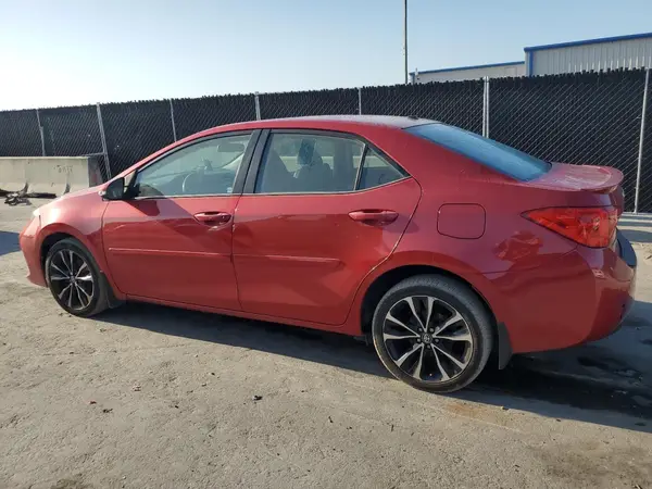 2T1BURHEXHC935450 2017 TOYOTA COROLLA - Image 2