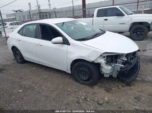 2T1BURHEXHC937585 2017 TOYOTA COROLLA - Image 1