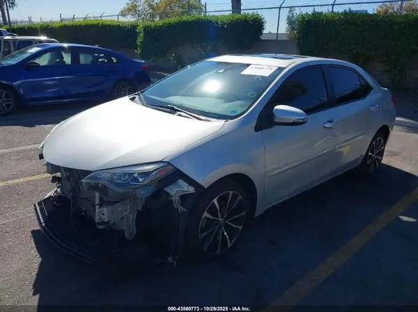 2T1BURHEXHC940129 2017 TOYOTA COROLLA - Image 2