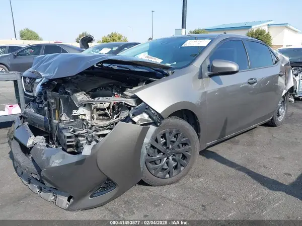 2T1BURHEXHC940342 2017 TOYOTA COROLLA - Image 2