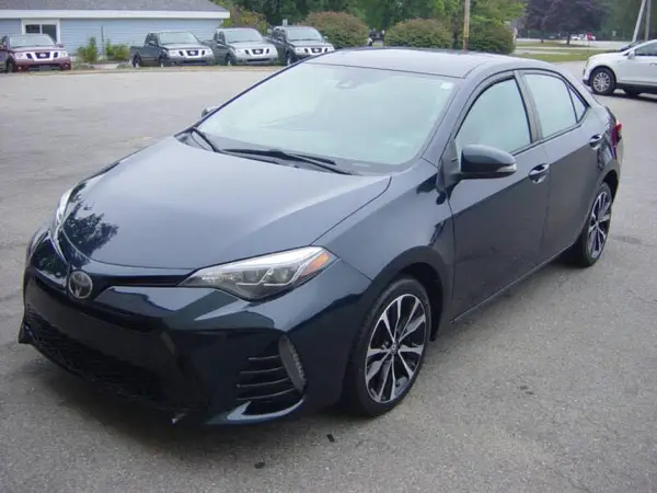 2T1BURHEXHC940857 2017 TOYOTA COROLLA - Image 2
