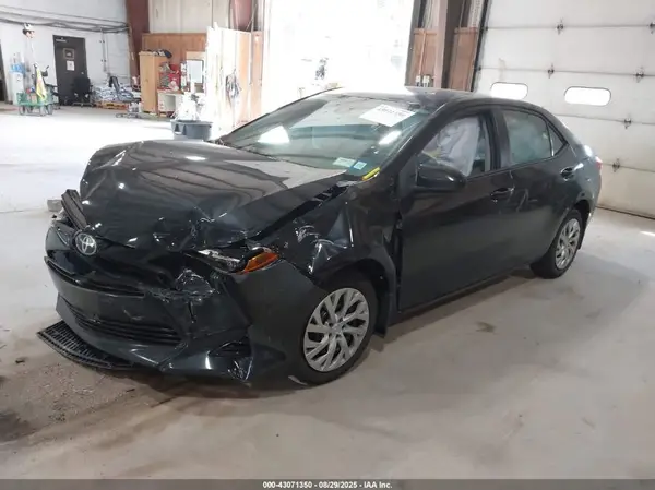 2T1BURHEXHC941149 2017 TOYOTA COROLLA - Image 2