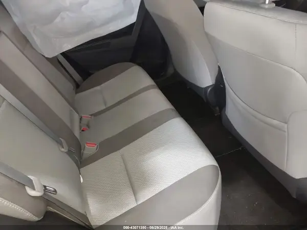 2T1BURHEXHC941149 2017 TOYOTA COROLLA - Image 8