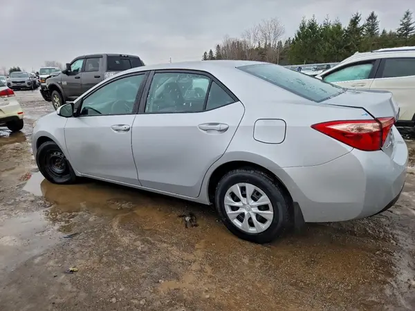 2T1BURHEXHC944567 2017 TOYOTA COROLLA - Image 2
