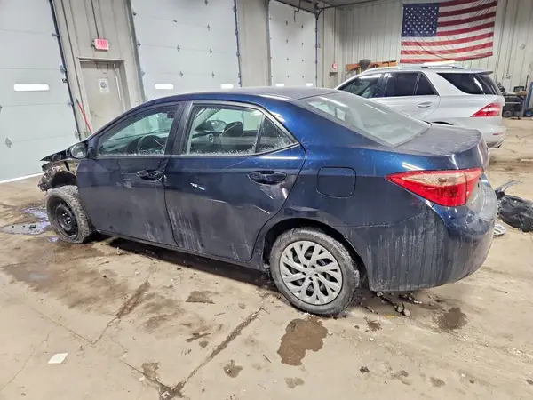 2T1BURHEXHC947873 2017 TOYOTA COROLLA - Image 2