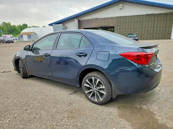 2T1BURHEXHC954807 2017 TOYOTA COROLLA - Image 2