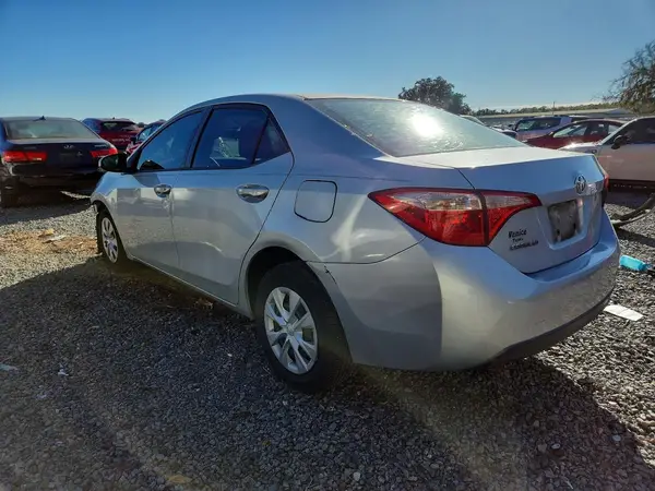 2T1BURHEXHC955956 2017 TOYOTA COROLLA - Image 2