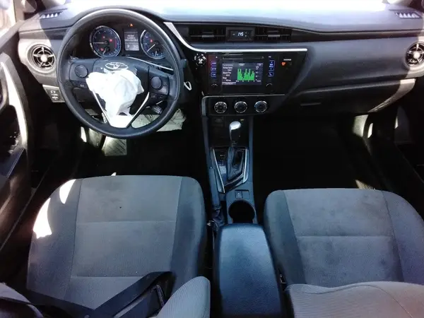 2T1BURHEXHC955956 2017 TOYOTA COROLLA - Image 8