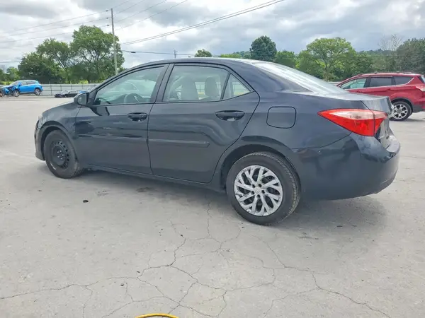 2T1BURHEXHC956895 2017 TOYOTA COROLLA - Image 2