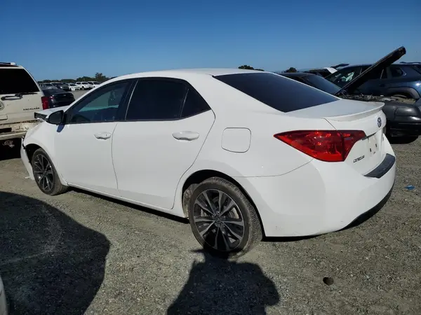 2T1BURHEXHC958601 2017 TOYOTA COROLLA - Image 2