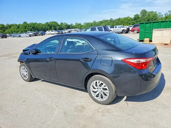 2T1BURHEXHC960073 2017 TOYOTA COROLLA - Image 2