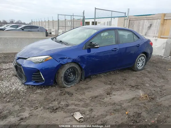 2T1BURHEXJC000967 2018 TOYOTA COROLLA - Image 2
