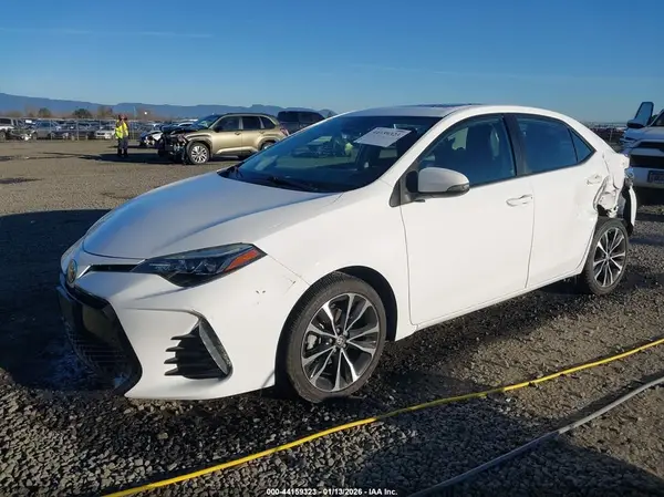 2T1BURHEXJC002346 2018 TOYOTA COROLLA - Image 2